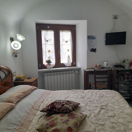 Il Rifugio Del Cuore Аджерола Екстериор снимка